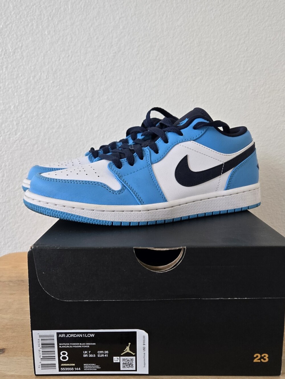 Nike Air Jordan 1 Mens 8 Low UNC Mens White/Dark Powder Blue Obsidian Sneakers